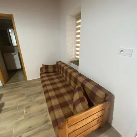 Lebujos Vendeghaz Privat bolig Boldogkovaralja