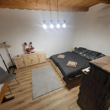Lebujos Vendeghaz Privat bolig