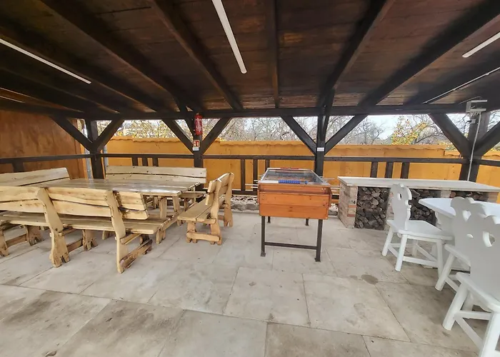 Homestay Lebujos Vendeghaz *